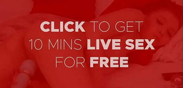  Who is this Redhead in Livejasmin ad